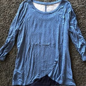 Motherhood maternity nursing top- small, EUC